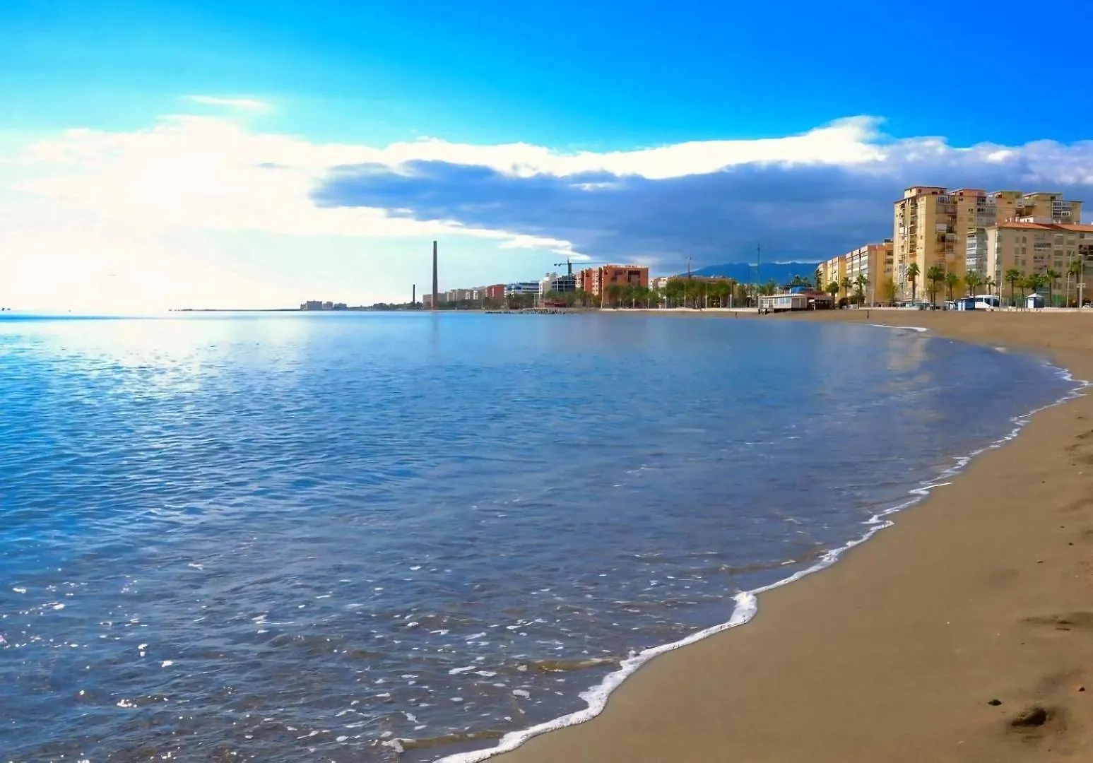 Reyhouse Huelin 3Rooms Cerca De La Playa Con Ac Málaga Apartman