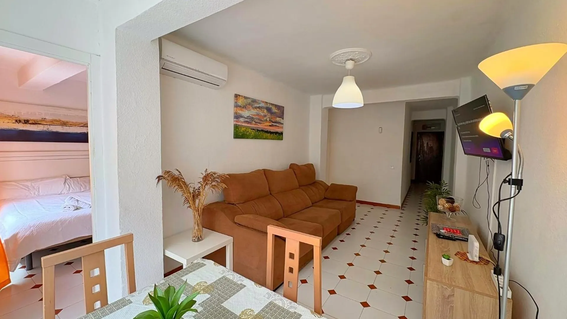 Reyhouse Huelin 3Rooms Cerca De La Playa Con Ac Málaga 0*,  Spanyolország